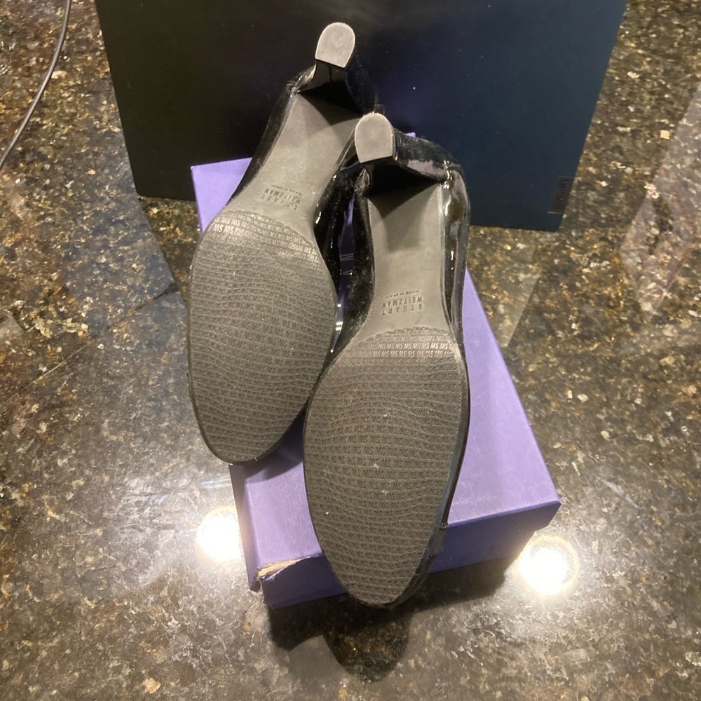 Stuart Weitzman Black Patent Pumps - 10.5 Like New - Picture 8 of 12